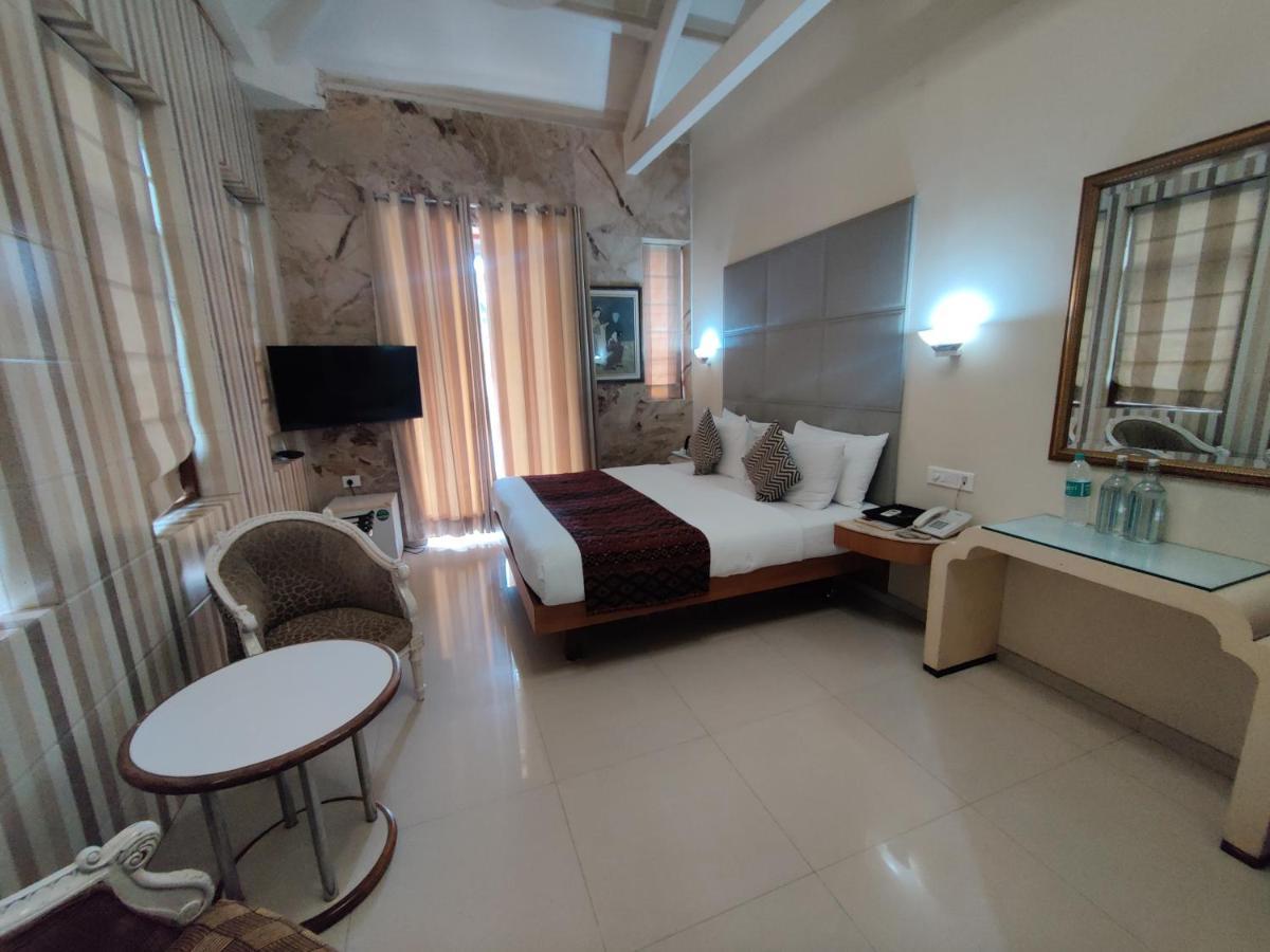 Capital Hotel 孟买 外观 照片